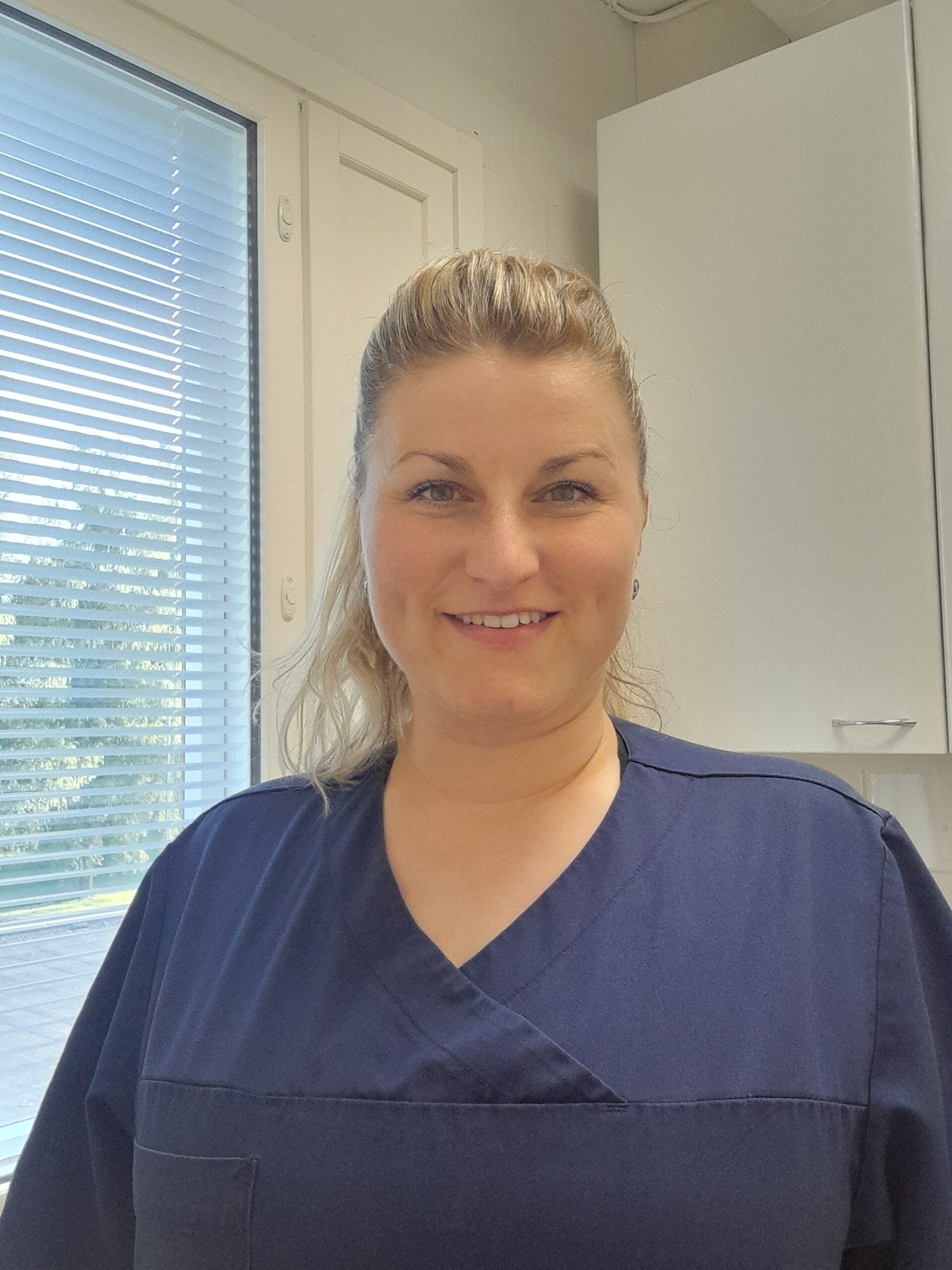 Helena Kaistinen Ykköshammas Suuhygienisti Helena Kaistinen Ykköshammas - ota yhteyttä ykkoshammas.fi